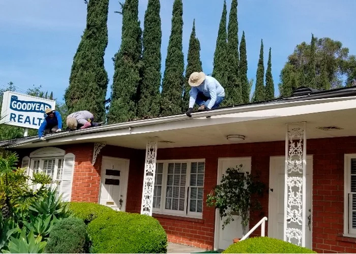 Gutter Maintenance in Venice CA